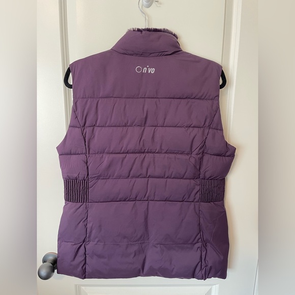 Nvo Vest - Picture 2 of 2
